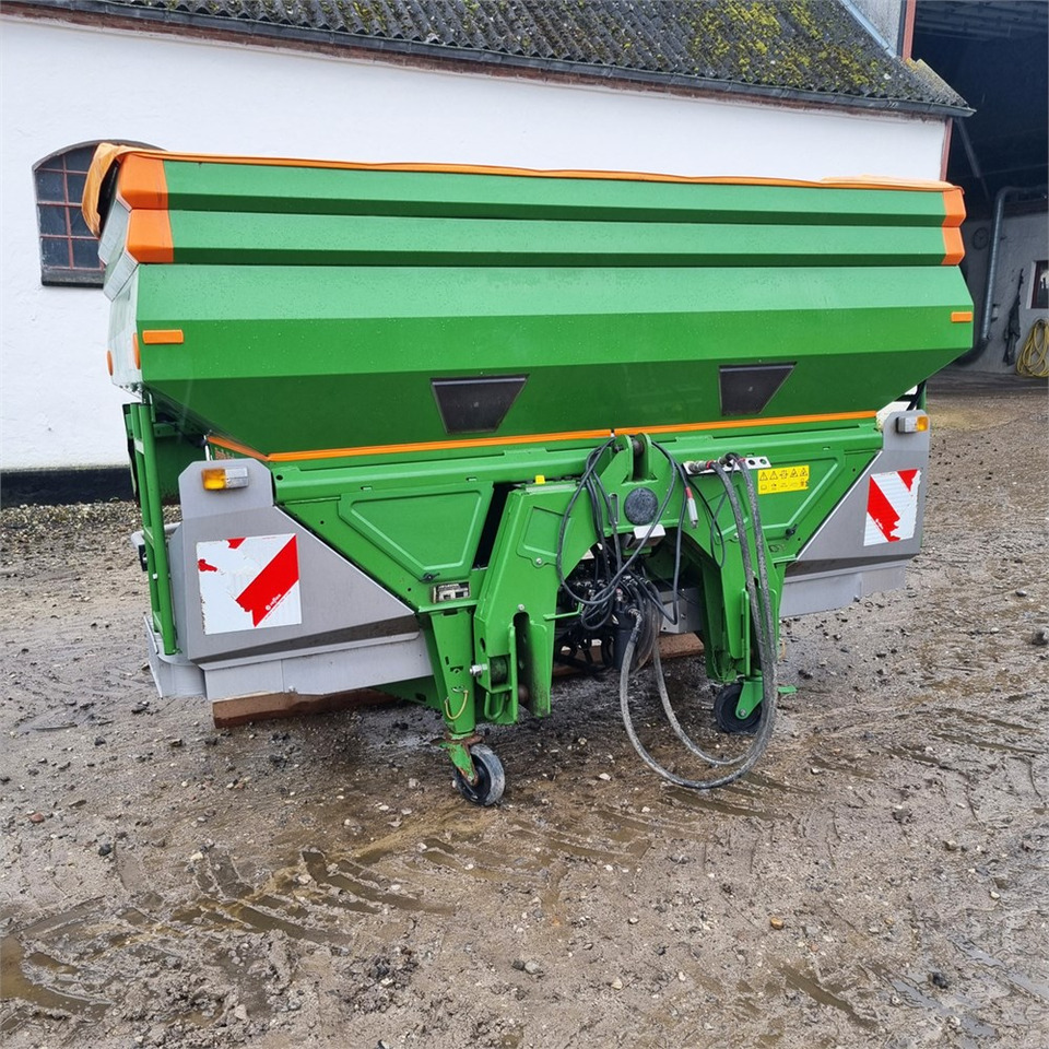 Amazone S 600 ZA-M 3000 ultra - Maşină de împrăştiat îngrăşăminte: Foto 4 Amazone S 600 ZA-M 3000 ultra - Maşină de împrăştiat îngrăşăminte: Foto 4