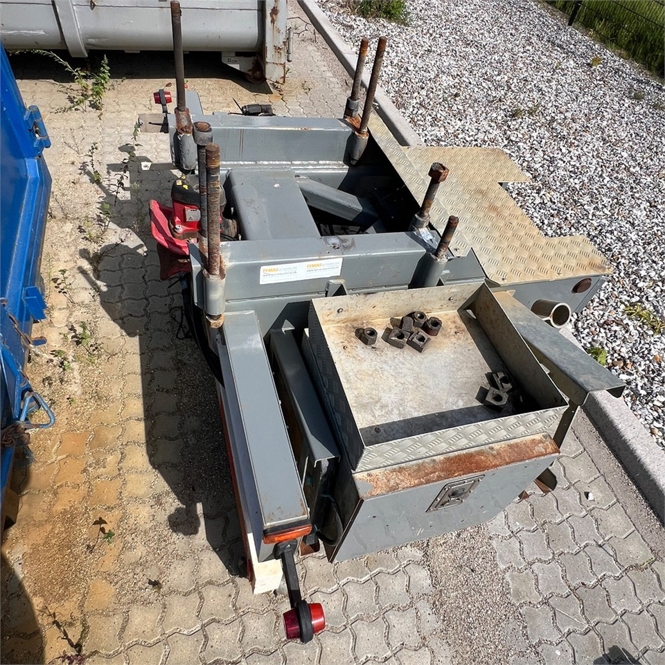 ABC Kranbeslag / Crane bracket rear mounted - Ataşament pentru Camion: Foto 1 ABC Kranbeslag / Crane bracket rear mounted - Ataşament pentru Camion: Foto 1