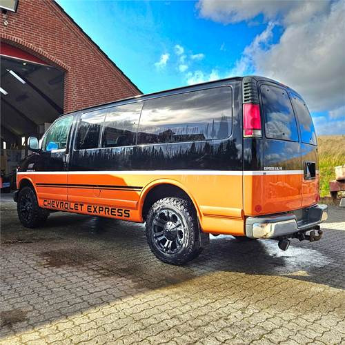 Chevrolet Express Van 2500 - Transport persoane: Foto 4 Chevrolet Express Van 2500 - Transport persoane: Foto 4