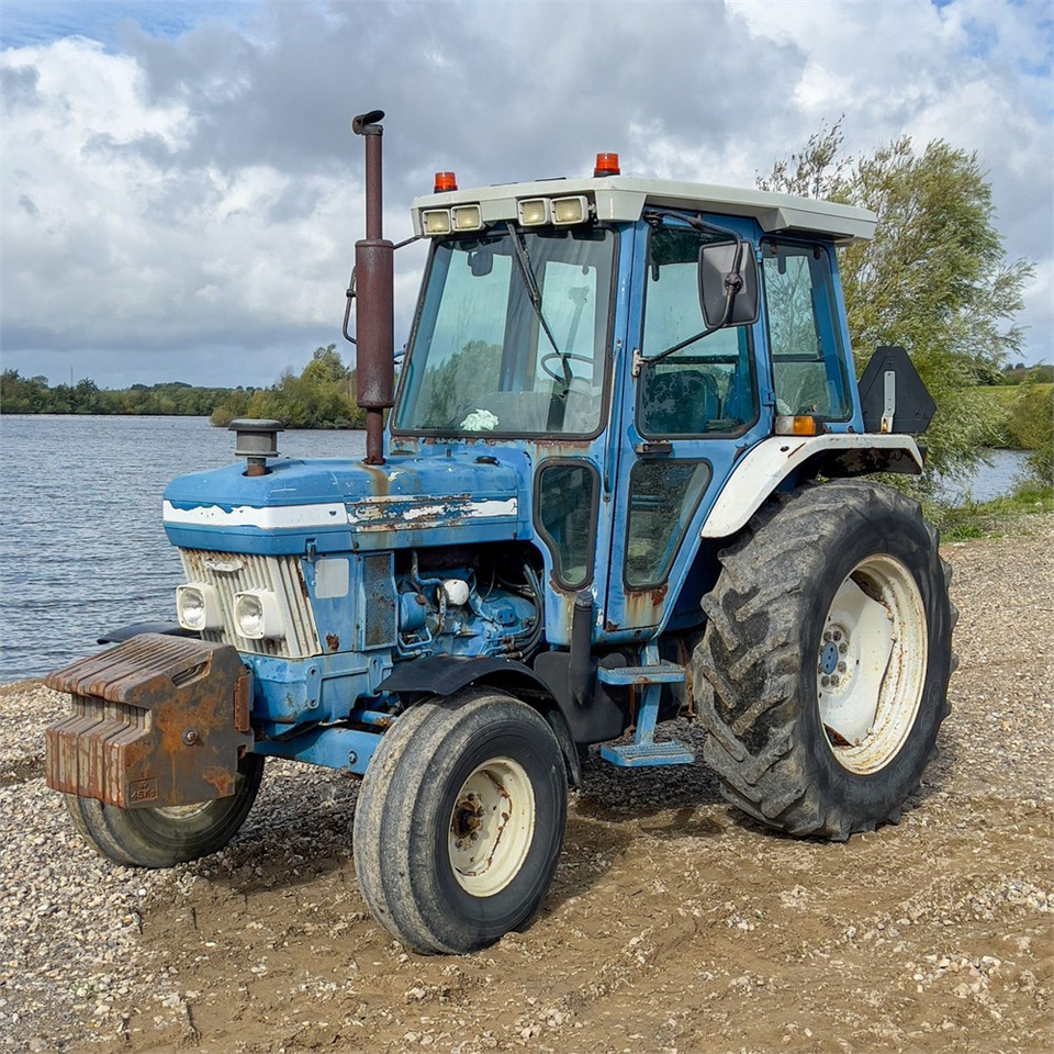 Ford 5610 - Tractor agricol: Foto 1 Ford 5610 - Tractor agricol: Foto 1
