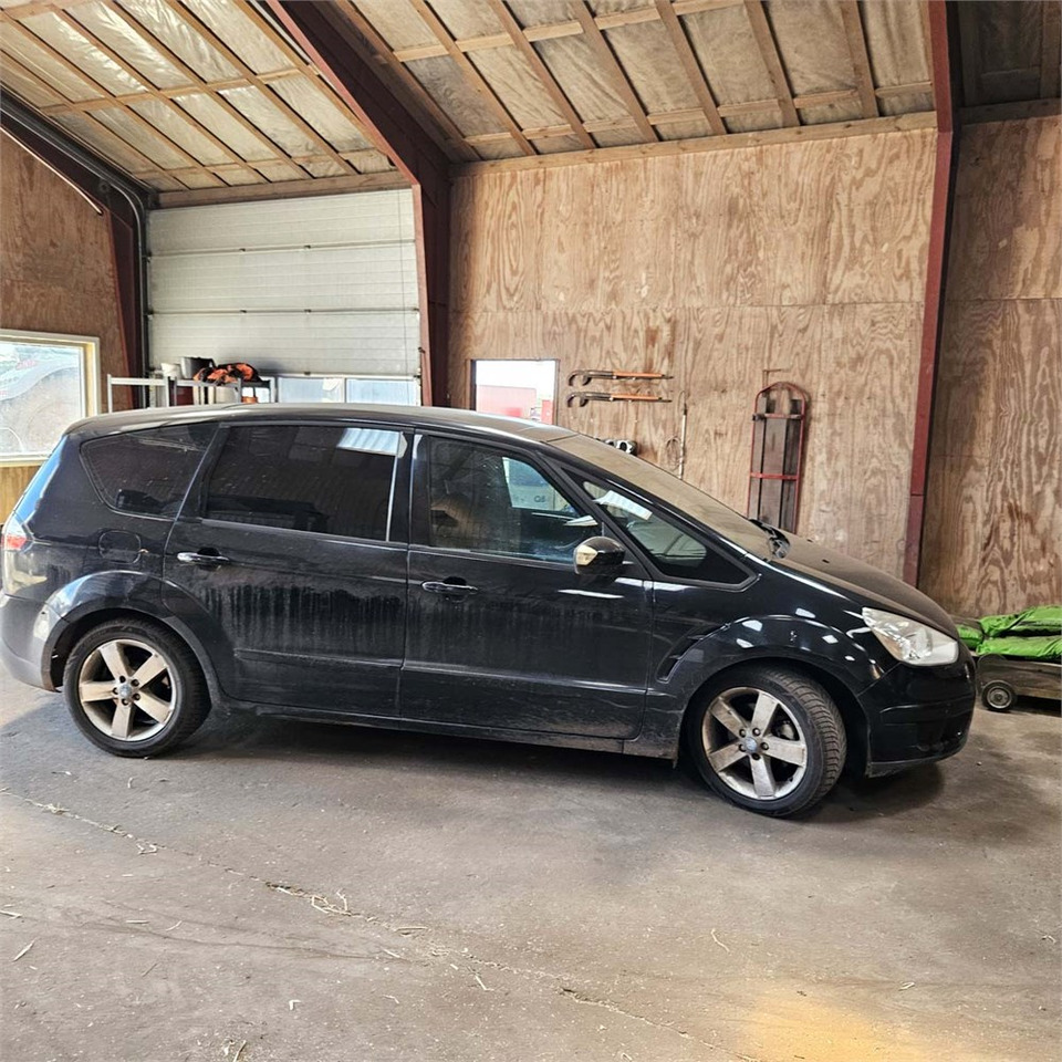 Ford S-Max - SUV: Foto 1 Ford S-Max - SUV: Foto 1