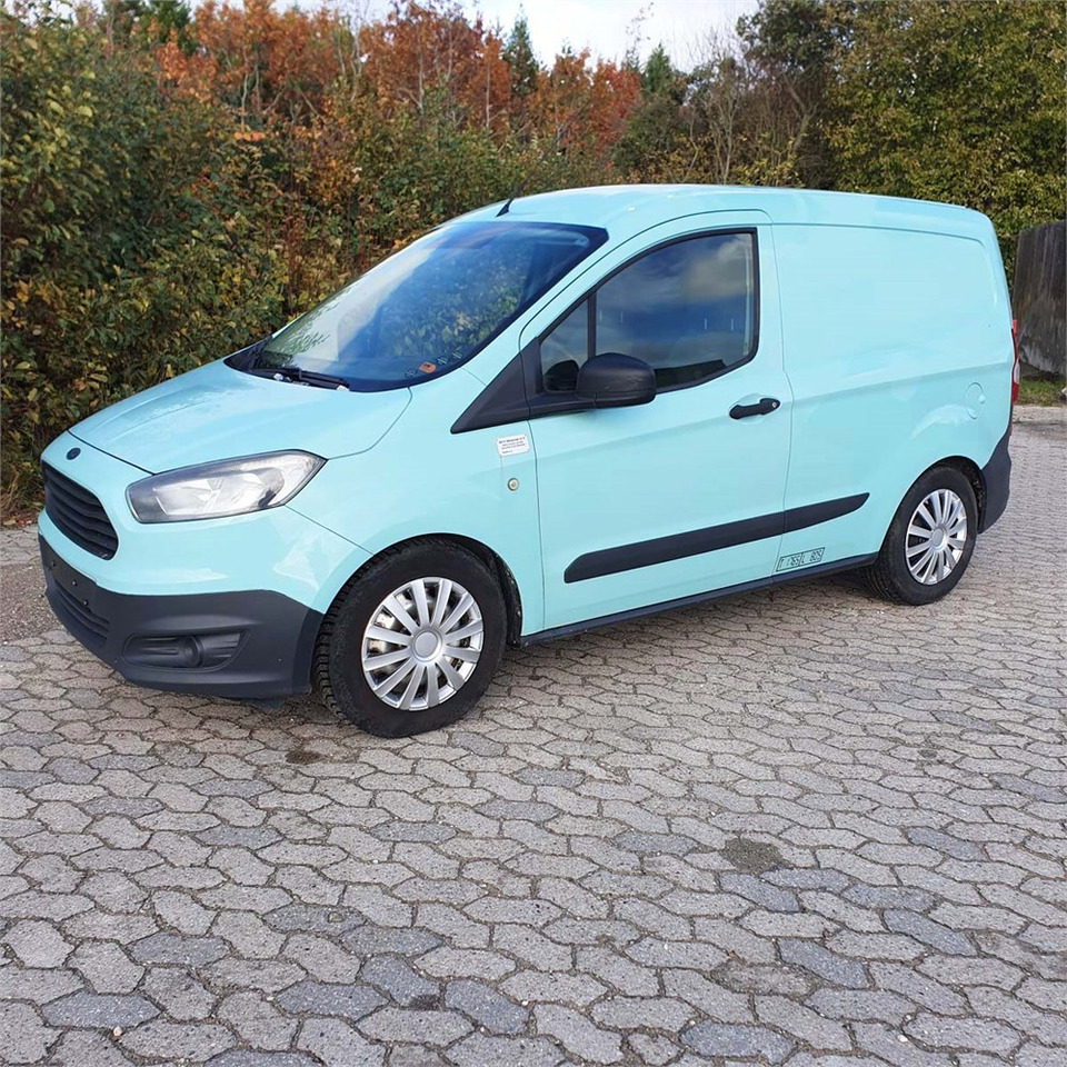 Ford Transit Courier 1,0 Ecoboost - Autoutilitară compactă: Foto 1 Ford Transit Courier 1,0 Ecoboost - Autoutilitară compactă: Foto 1