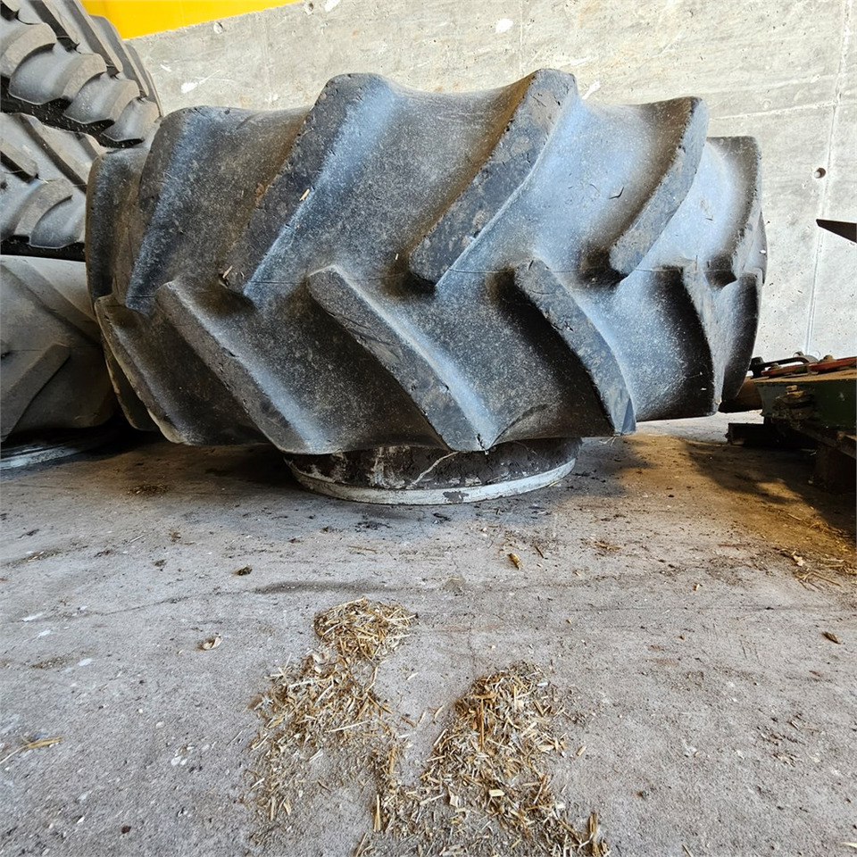 Goodyear 580/70R38 - Tractor agricol: Foto 2 Goodyear 580/70R38 - Tractor agricol: Foto 2