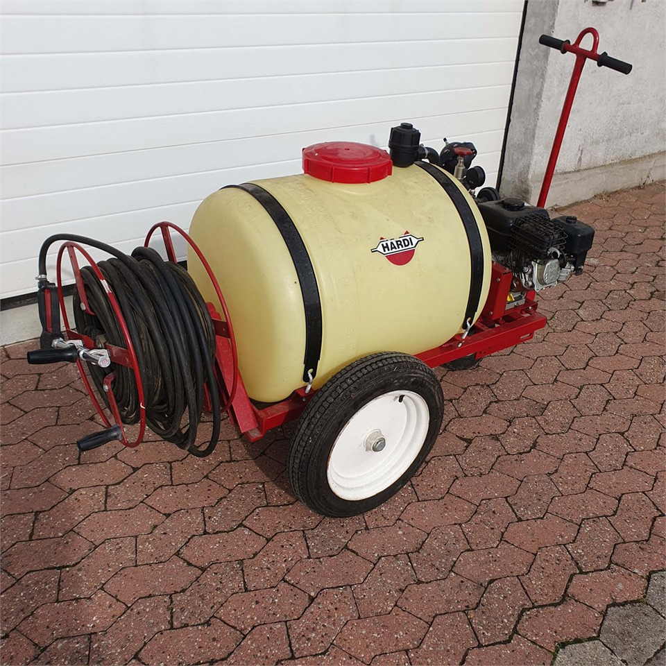Hardi TR3-200 - Maşină de erbicidat: Foto 1 Hardi TR3-200 - Maşină de erbicidat: Foto 1
