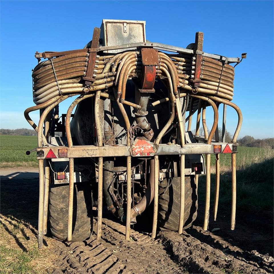 Harsø HV 615 - Maşină de împrăştiat îngrăşăminte: Foto 4 Harsø HV 615 - Maşină de împrăştiat îngrăşăminte: Foto 4