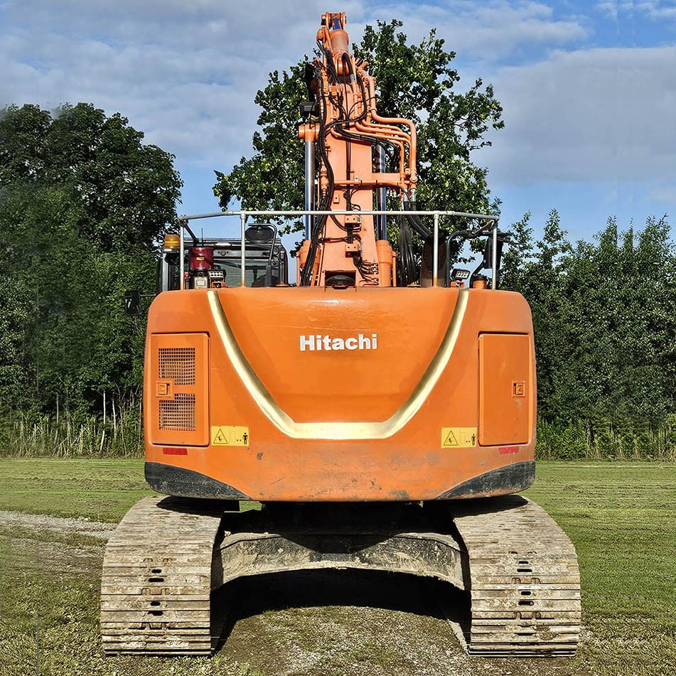 Hitachi ZX 225 - Excavator pe şenile: Foto 5 Hitachi ZX 225 - Excavator pe şenile: Foto 5