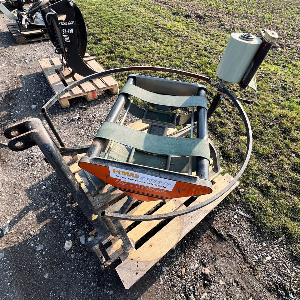 ...If the Make is not found, write wish in field Note W55 Miniwrapper - Utilaje pentru fân: Foto 5 ...If the Make is not found, write wish in field Note W55 Miniwrapper - Utilaje pentru fân: Foto 5