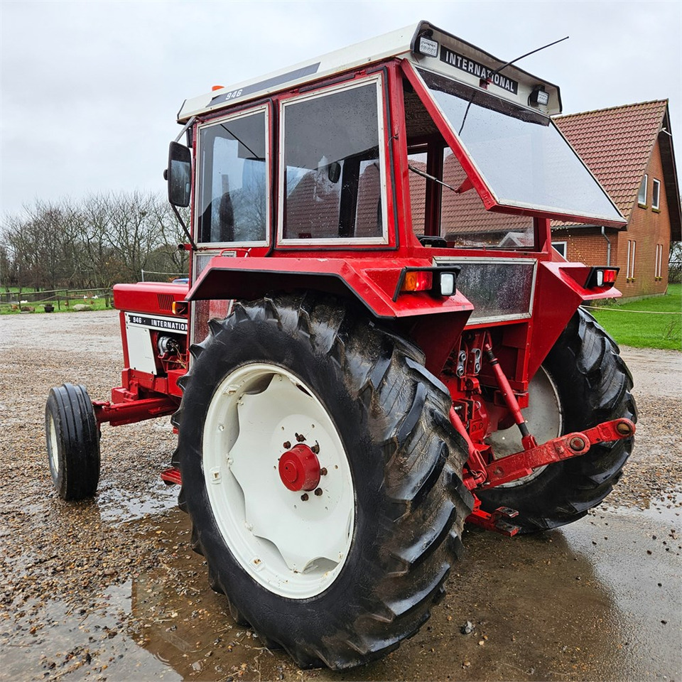International IH 946 - Tractor agricol: Foto 3 International IH 946 - Tractor agricol: Foto 3