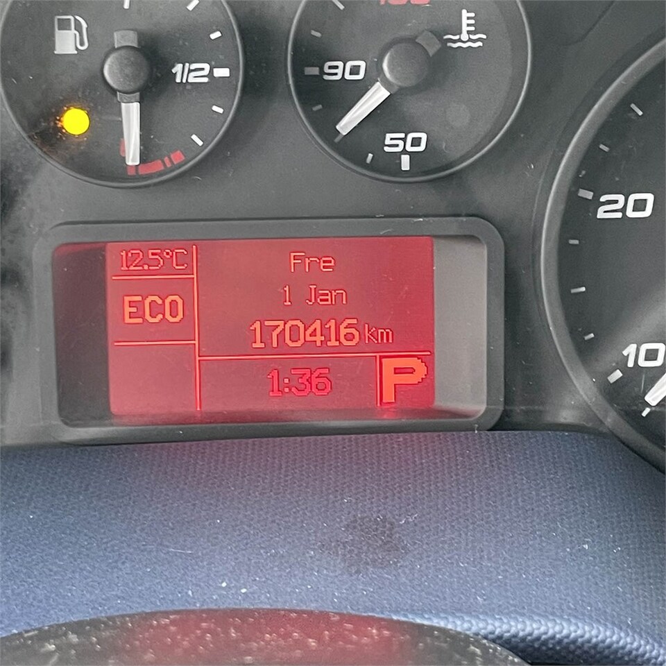 Leasing de Iveco 35-120 HI Matic Iveco 35-120 HI Matic: Foto 20 Leasing de Iveco 35-120 HI Matic Iveco 35-120 HI Matic: Foto 20