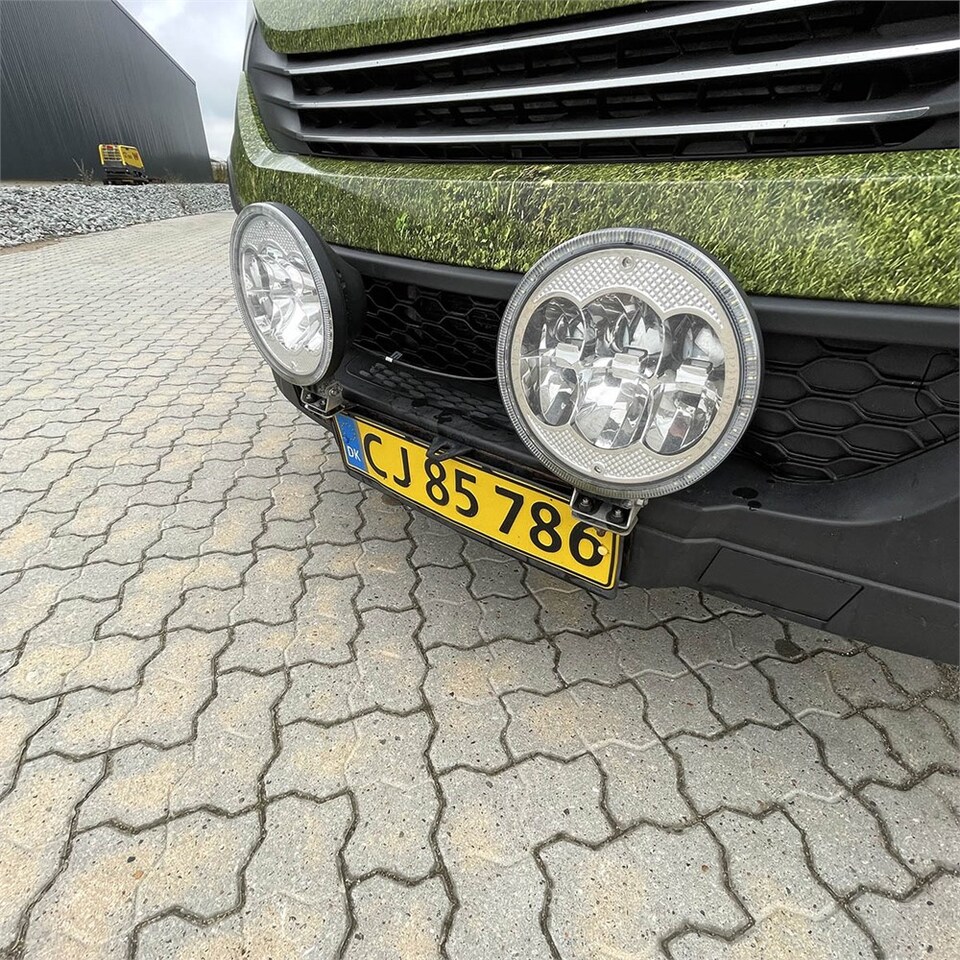 Leasing de Iveco 35-120 HI Matic Iveco 35-120 HI Matic: Foto 11 Leasing de Iveco 35-120 HI Matic Iveco 35-120 HI Matic: Foto 11