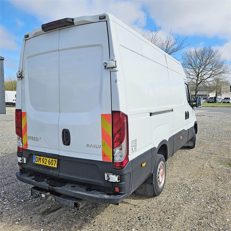 Iveco Daily 50-170 - Dubă: Foto 5 Iveco Daily 50-170 - Dubă: Foto 5