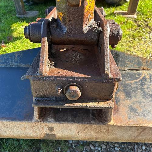 Buldoexcavator JCB 4CX: Foto 42 Buldoexcavator JCB 4CX: Foto 42