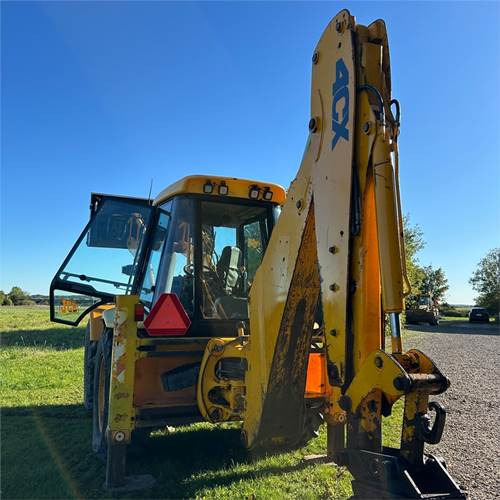 Buldoexcavator JCB 4CX: Foto 37 Buldoexcavator JCB 4CX: Foto 37