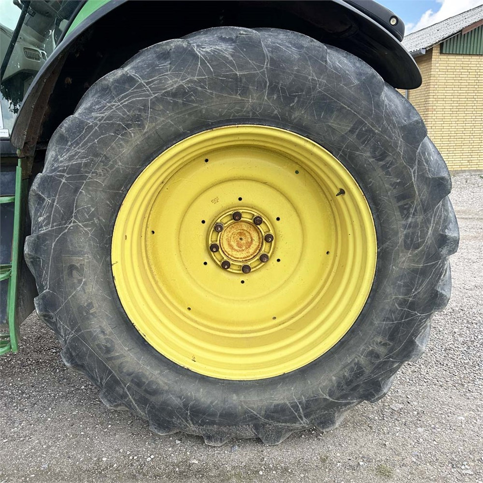 Tractor agricol John Deere 7530: Foto 42 Tractor agricol John Deere 7530: Foto 42
