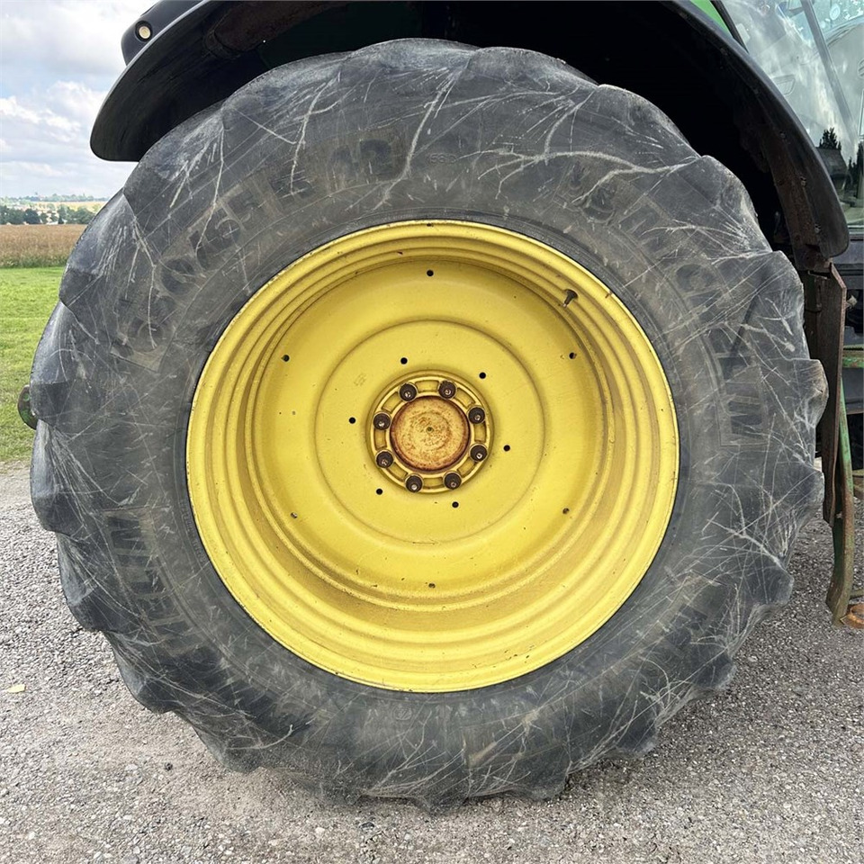 Tractor agricol John Deere 7530: Foto 44 Tractor agricol John Deere 7530: Foto 44