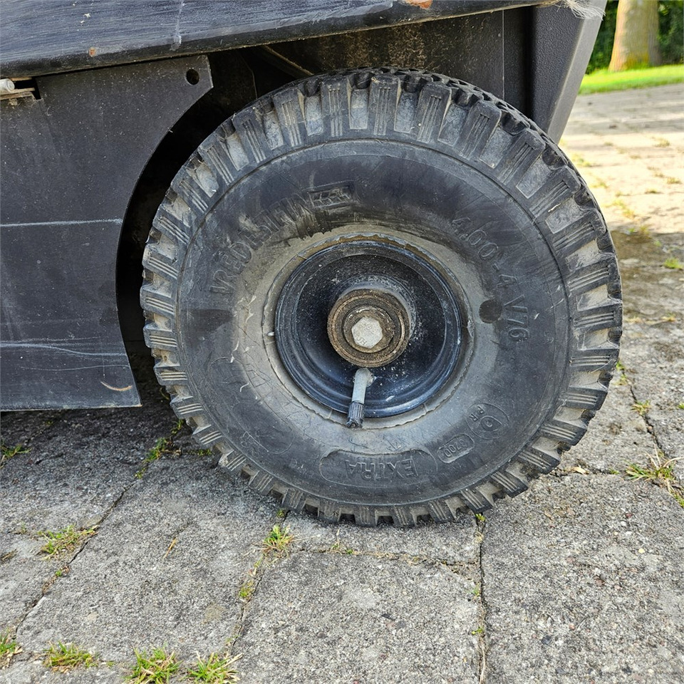 Mașină de măturat industrială Kärcher KMR 1250 B: Foto 21