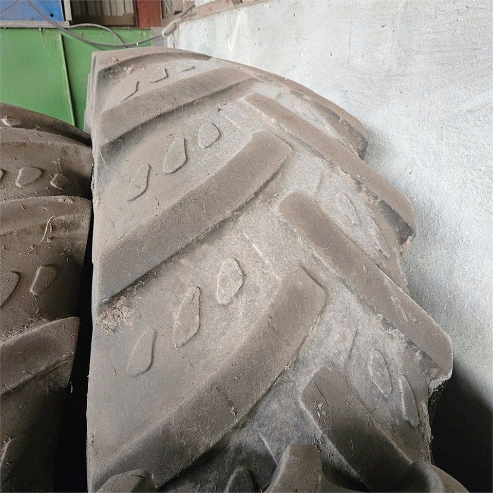 Kleber 520/70 R38 - Tractor agricol: Foto 4 Kleber 520/70 R38 - Tractor agricol: Foto 4