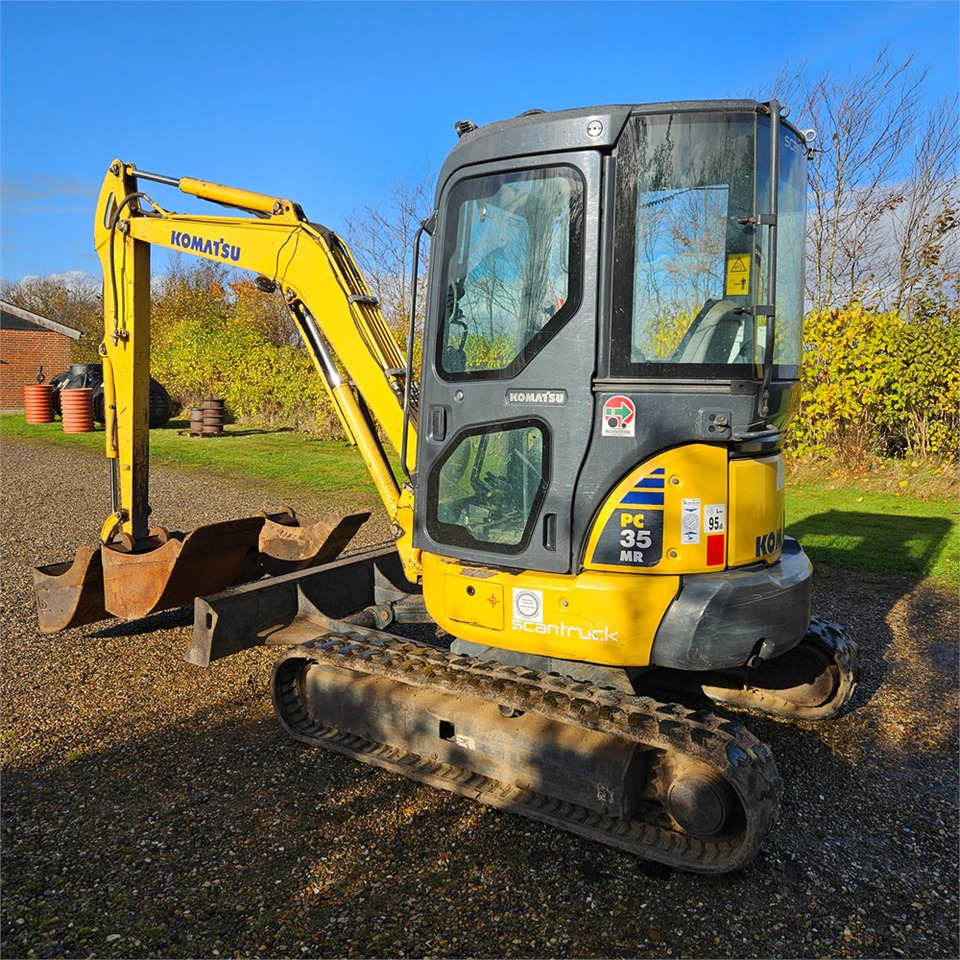 Komatsu PC35MR-3 - Mini excavator: Foto 1 Komatsu PC35MR-3 - Mini excavator: Foto 1