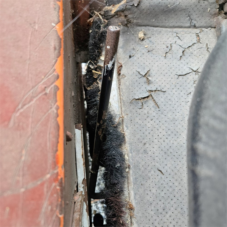 Tractor comunal Kubota B8200: Foto 15 Tractor comunal Kubota B8200: Foto 15