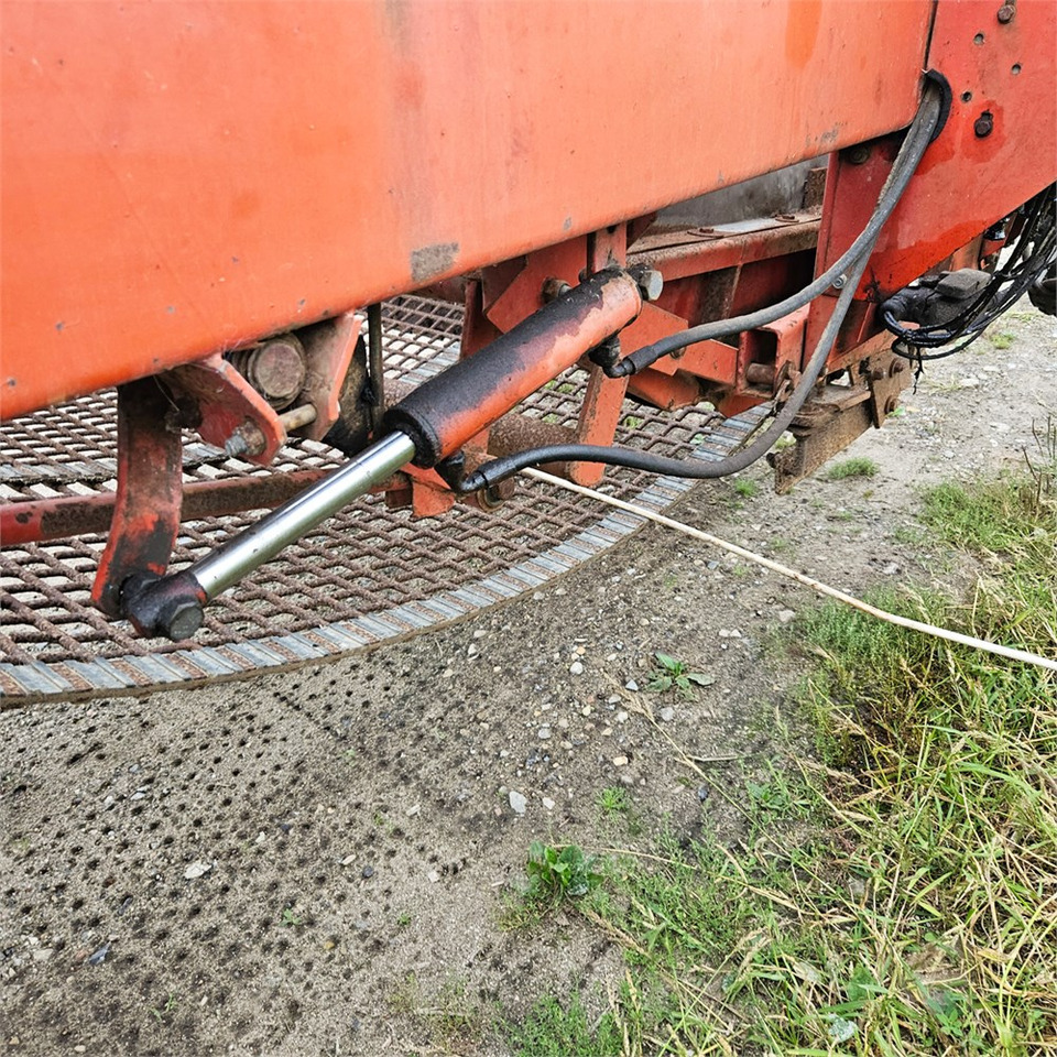 Leasing de Kverneland UN 2200 Kverneland UN 2200: Foto 13 Leasing de Kverneland UN 2200 Kverneland UN 2200: Foto 13