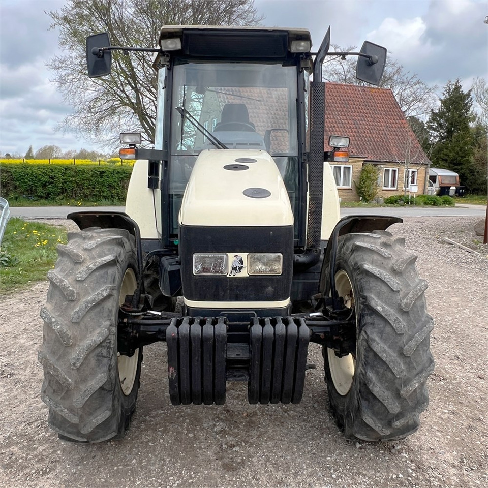Lamborghini 950 VDT PREMIUM - Tractor agricol: Foto 2 Lamborghini 950 VDT PREMIUM - Tractor agricol: Foto 2