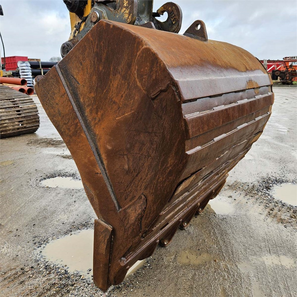 Excavator pe şenile Liebherr R944B HD-SL Litronic: Foto 32 Excavator pe şenile Liebherr R944B HD-SL Litronic: Foto 32