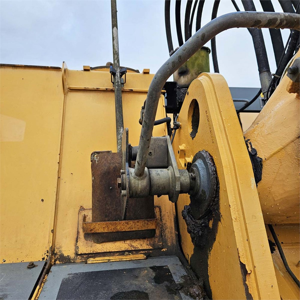 Excavator pe şenile Liebherr R944B HD-SL Litronic: Foto 28 Excavator pe şenile Liebherr R944B HD-SL Litronic: Foto 28