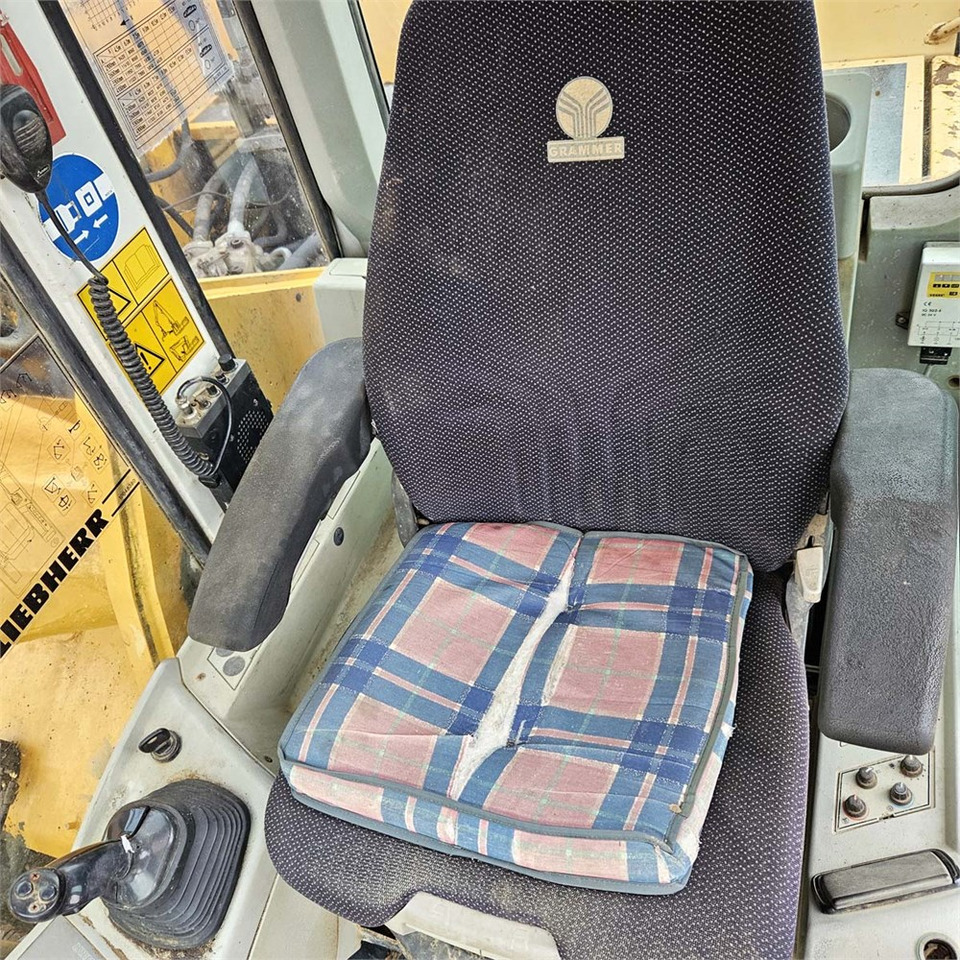 Excavator pe şenile Liebherr R944B HD-SL Litronic: Foto 11 Excavator pe şenile Liebherr R944B HD-SL Litronic: Foto 11