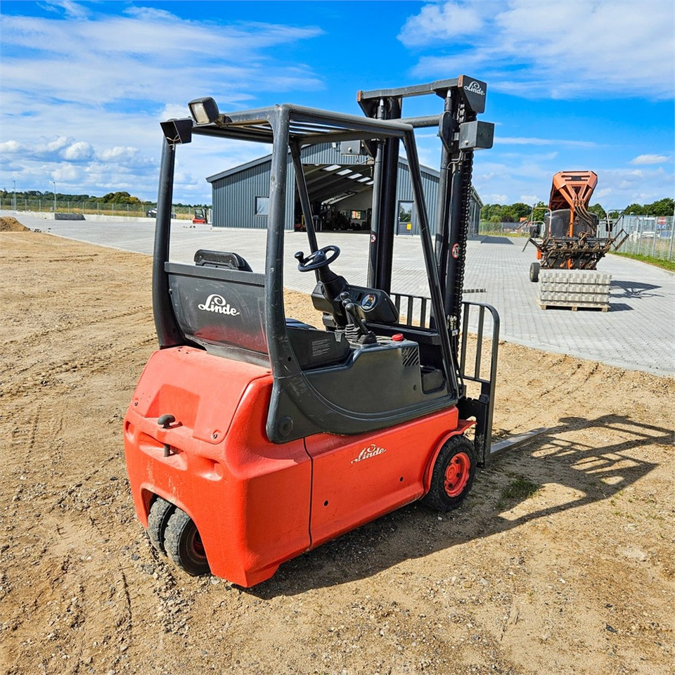 Linde E16 - Motostivuitor: Foto 5 Linde E16 - Motostivuitor: Foto 5