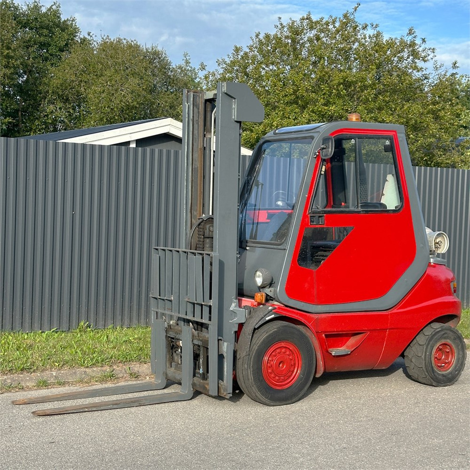 Linde H25T-03 - Motostivuitor: Foto 1 Linde H25T-03 - Motostivuitor: Foto 1