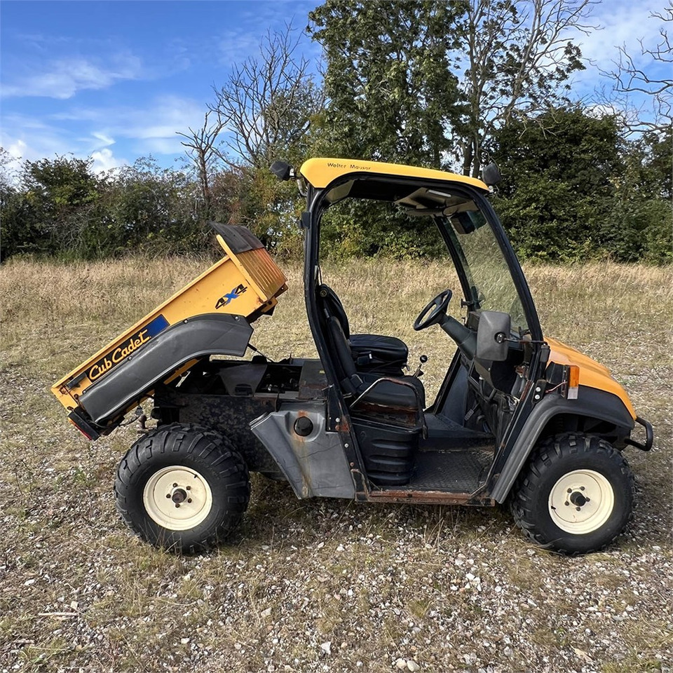 Cub Cadet 4x4 - Maşina comunala: Foto 5 Cub Cadet 4x4 - Maşina comunala: Foto 5