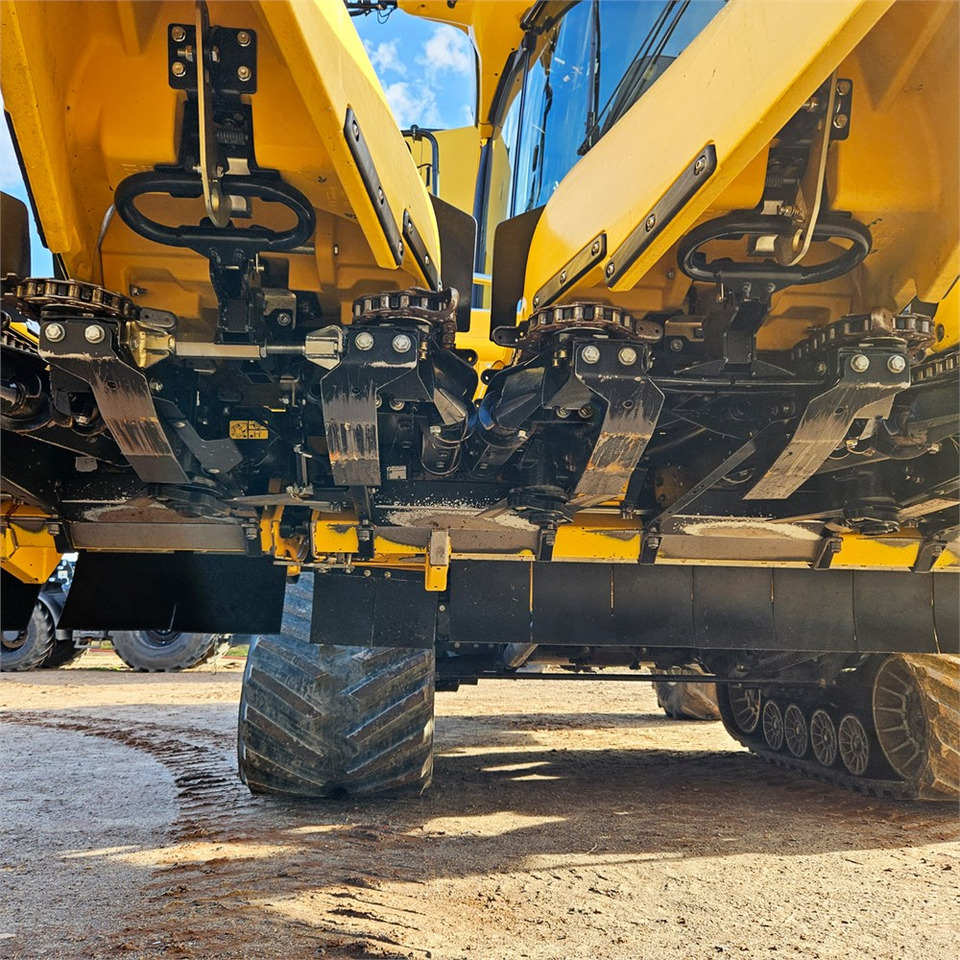 Combină agricola New Holland F8: Foto 7