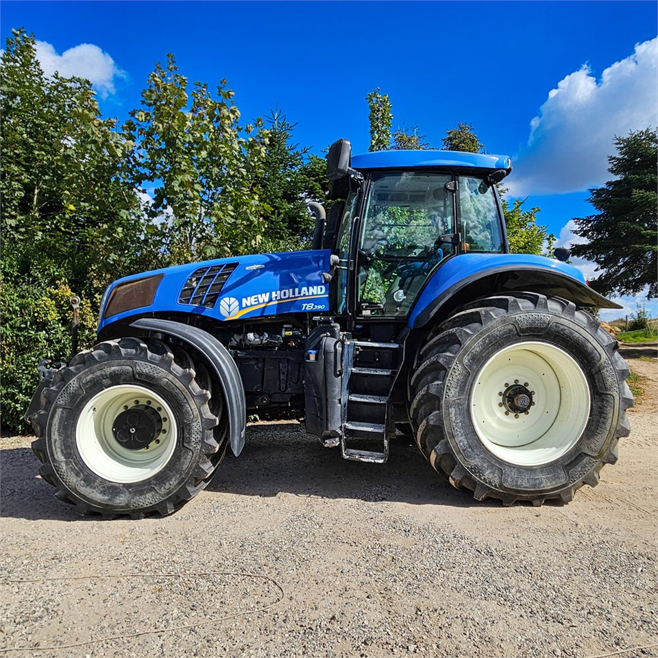 New Holland T8.390 - Tractor agricol: Foto 2 New Holland T8.390 - Tractor agricol: Foto 2
