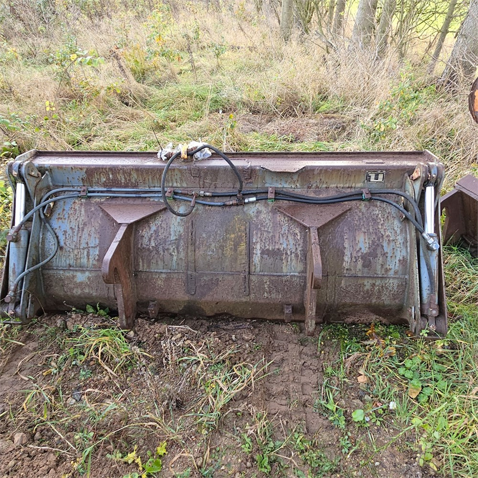 O&K L 9 - Cupă incărcător: Foto 3 O&K L 9 - Cupă incărcător: Foto 3