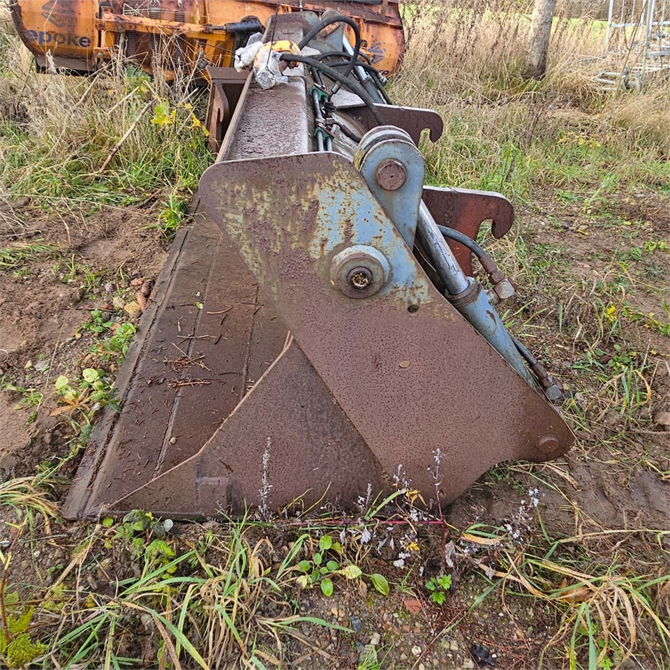 O&K L 9 - Cupă incărcător: Foto 2 O&K L 9 - Cupă incărcător: Foto 2