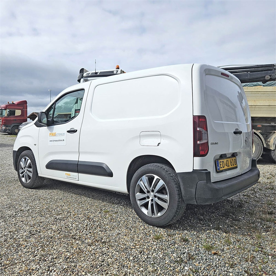 Opel Combo Van - Autoutilitară compactă: Foto 4 Opel Combo Van - Autoutilitară compactă: Foto 4