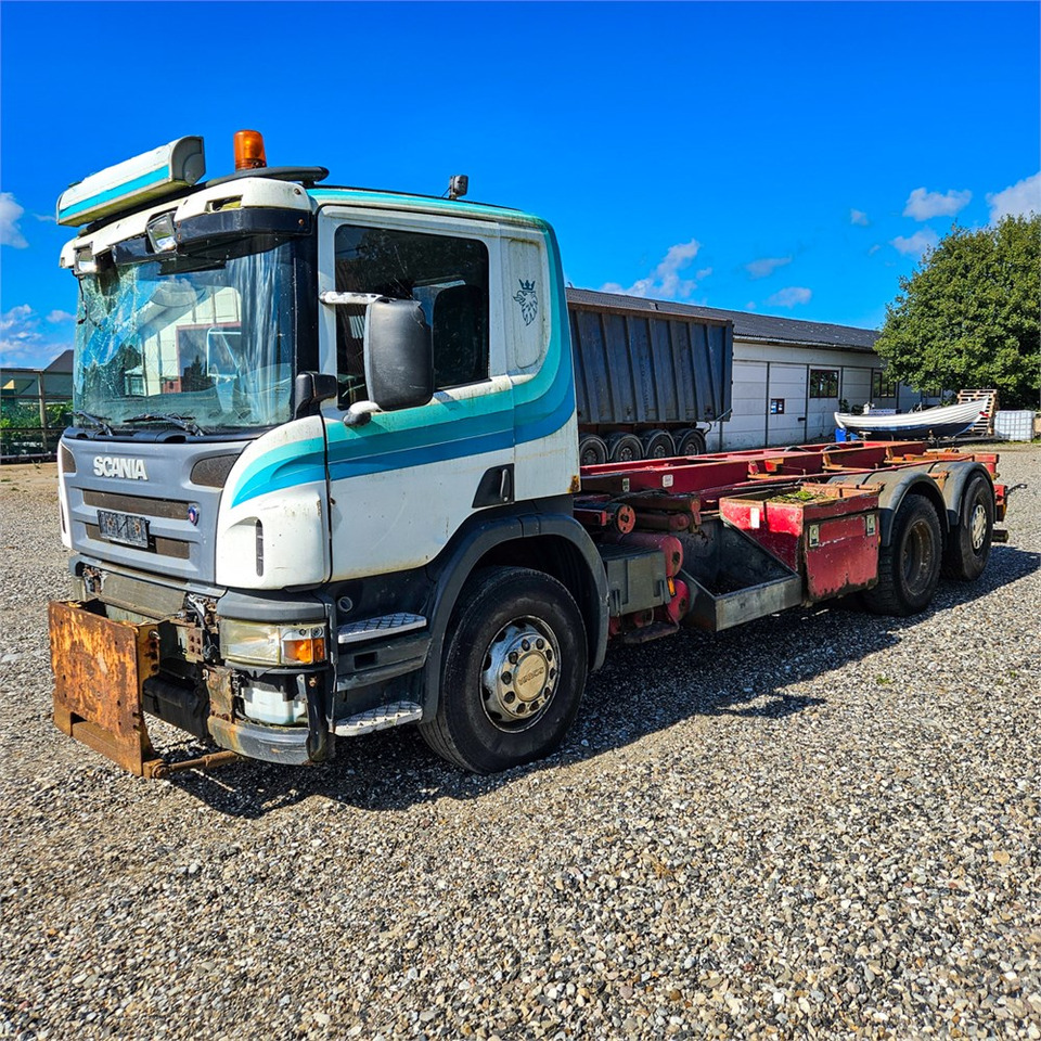 Scania P310 - Camion cu sistem de cablu: Foto 1 Scania P310 - Camion cu sistem de cablu: Foto 1