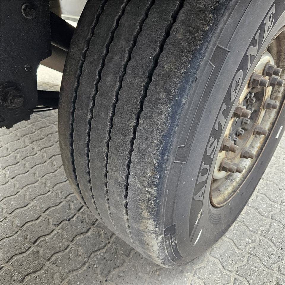 Semiremorcă frigider Schmitz Køle Trailer: Foto 32 Semiremorcă frigider Schmitz Køle Trailer: Foto 32