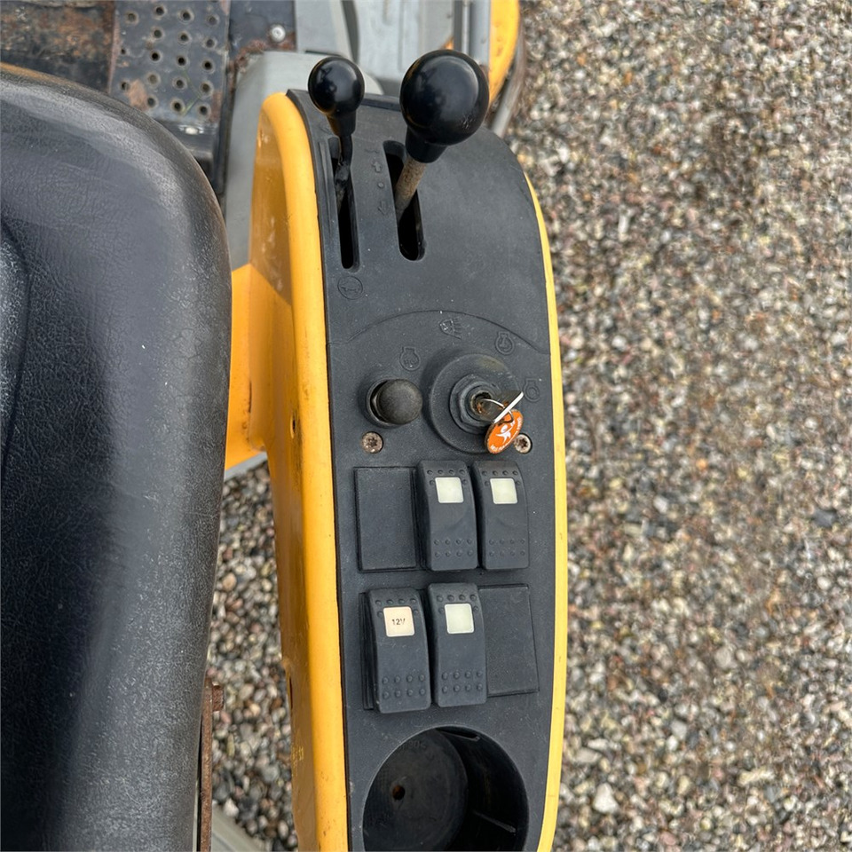 Maşină de tuns iarba Stiga P901 Parkpro 25 4WD: Foto 12