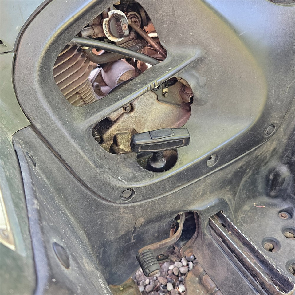 Atv Suzuki Eiger 400: Foto 15
