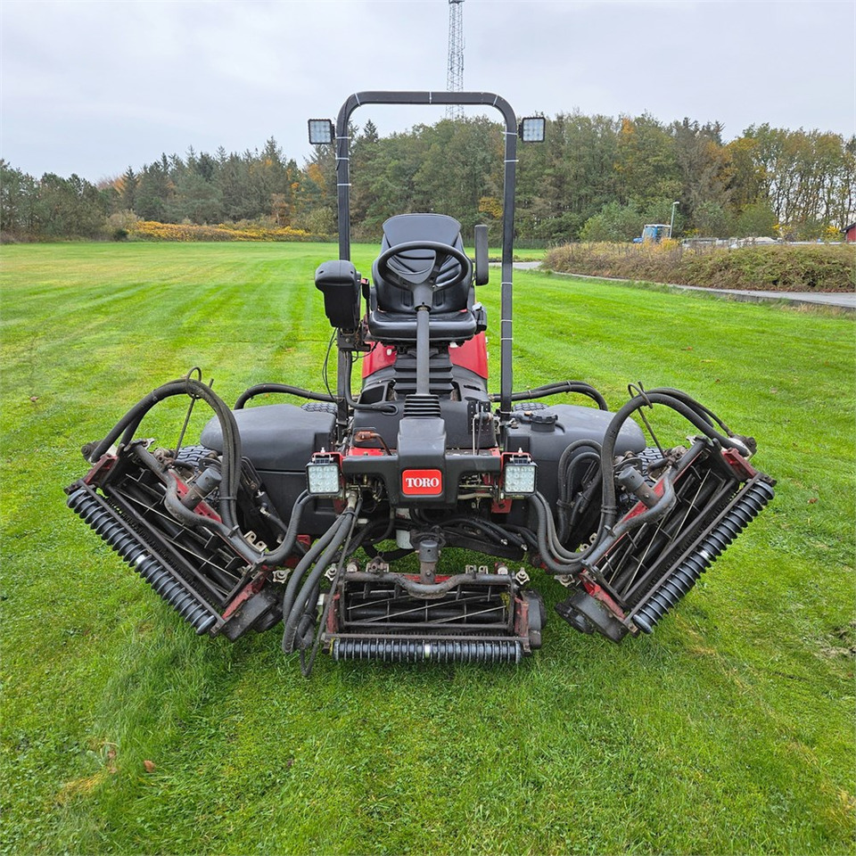 Toro Realmaster 5510 - Maşină de tuns iarba: Foto 4 Toro Realmaster 5510 - Maşină de tuns iarba: Foto 4