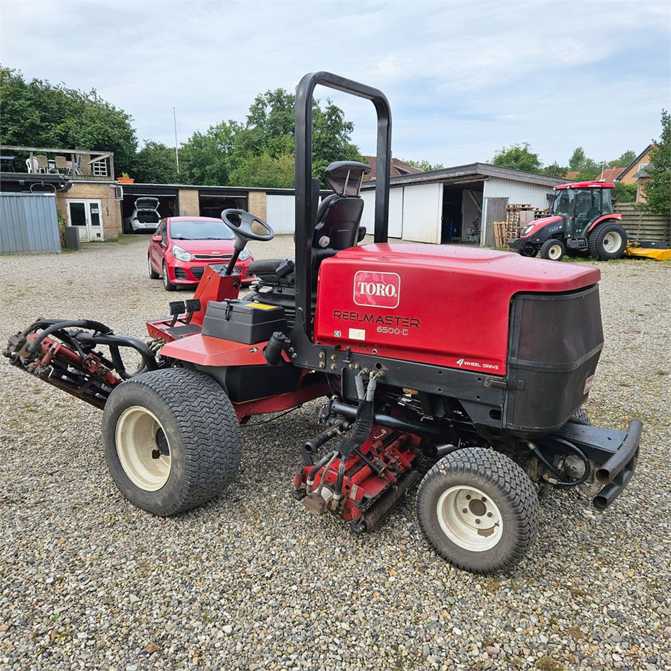 Toro Reelmaster 6500 D - Maşină de tuns iarba: Foto 4 Toro Reelmaster 6500 D - Maşină de tuns iarba: Foto 4