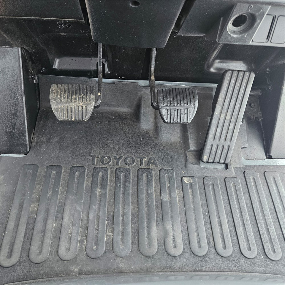 Motostivuitor Toyota 30 SAS Equipped - 02-7FDF30: Foto 13