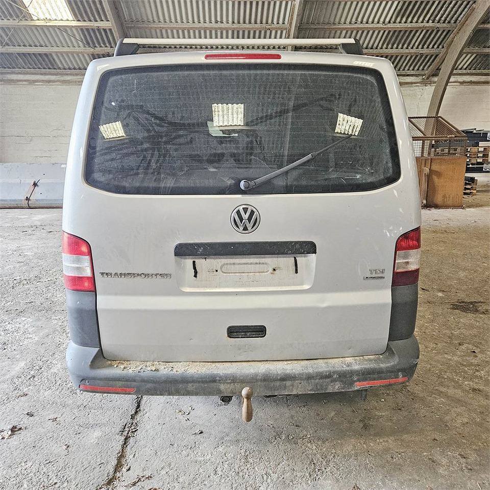 VW Transporter 2,0 Tdi - Autoutilitară compactă: Foto 4 VW Transporter 2,0 Tdi - Autoutilitară compactă: Foto 4