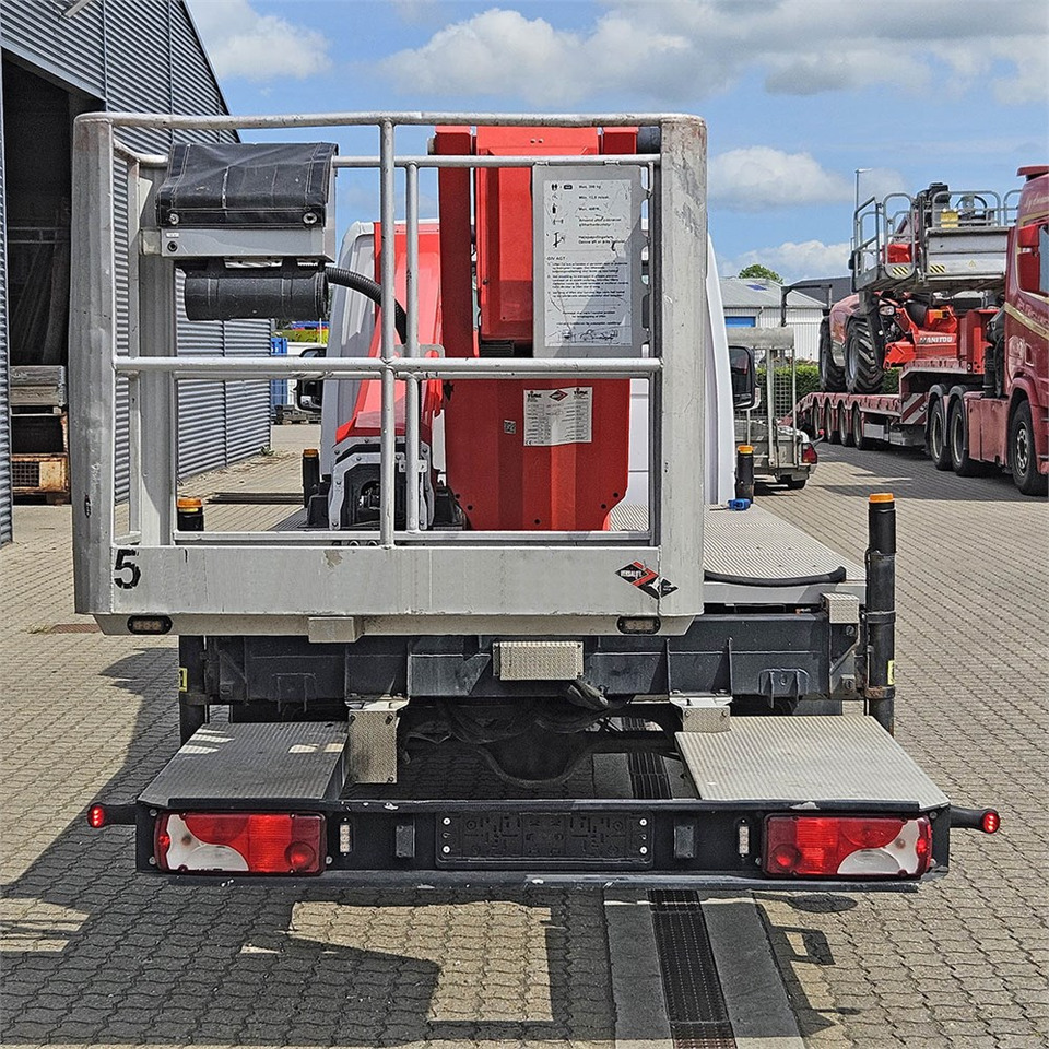 Versalift VTX-240 - Camion cu nacela: Foto 5 Versalift VTX-240 - Camion cu nacela: Foto 5