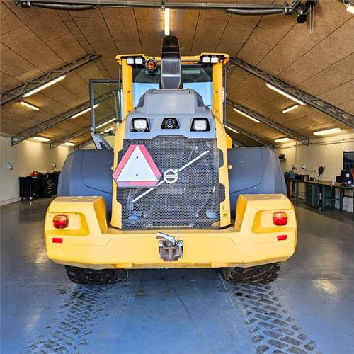 Volvo L90 H - Încărcător frontal pe pneuri: Foto 4 Volvo L90 H - Încărcător frontal pe pneuri: Foto 4