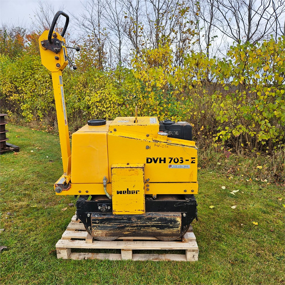 Weber DVH 703 E - Mini cilindru compactor: Foto 3 Weber DVH 703 E - Mini cilindru compactor: Foto 3