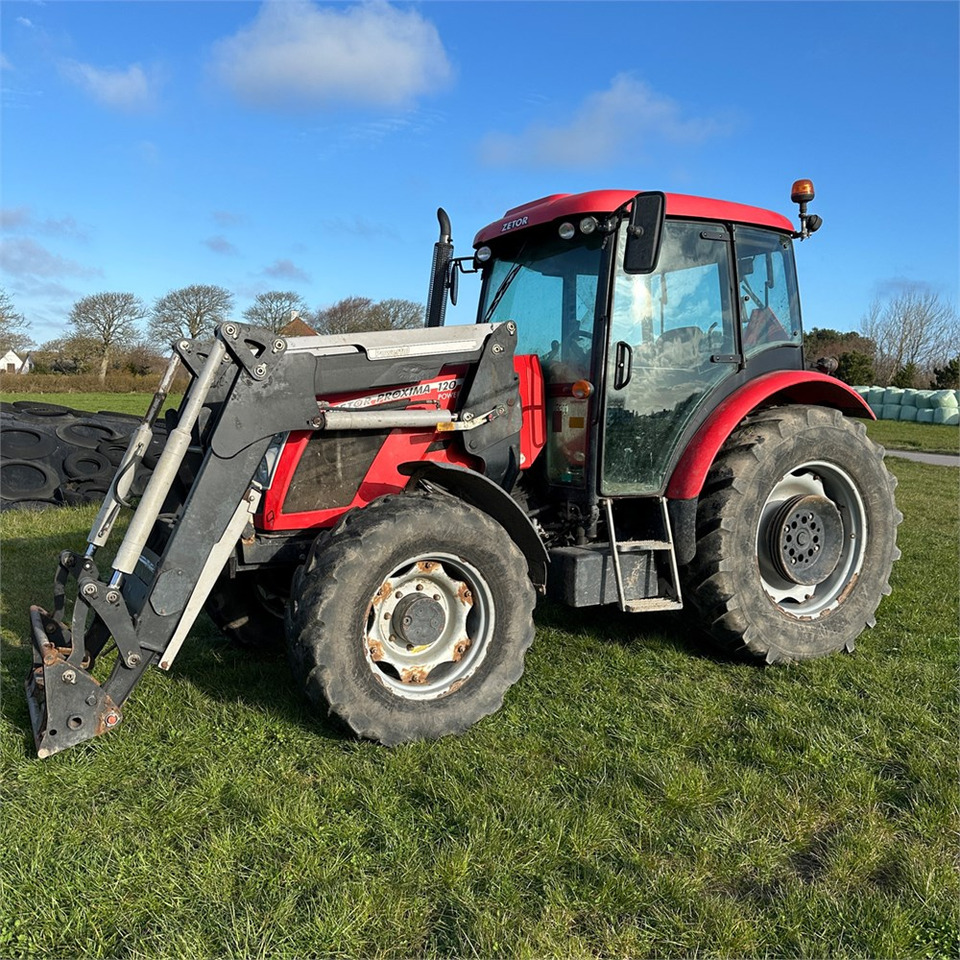 Zetor PROXIMA POWER 120 - Tractor agricol: Foto 1 Zetor PROXIMA POWER 120 - Tractor agricol: Foto 1