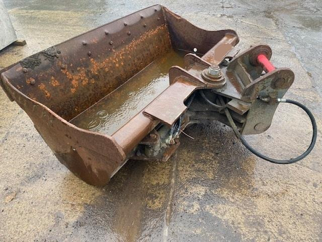 ARDEN EQUIPMENT 1M80 - Cupă excavator: Foto 1 ARDEN EQUIPMENT 1M80 - Cupă excavator: Foto 1