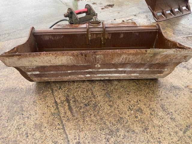 ARDEN EQUIPMENT 1M80 - Cupă excavator: Foto 3 ARDEN EQUIPMENT 1M80 - Cupă excavator: Foto 3